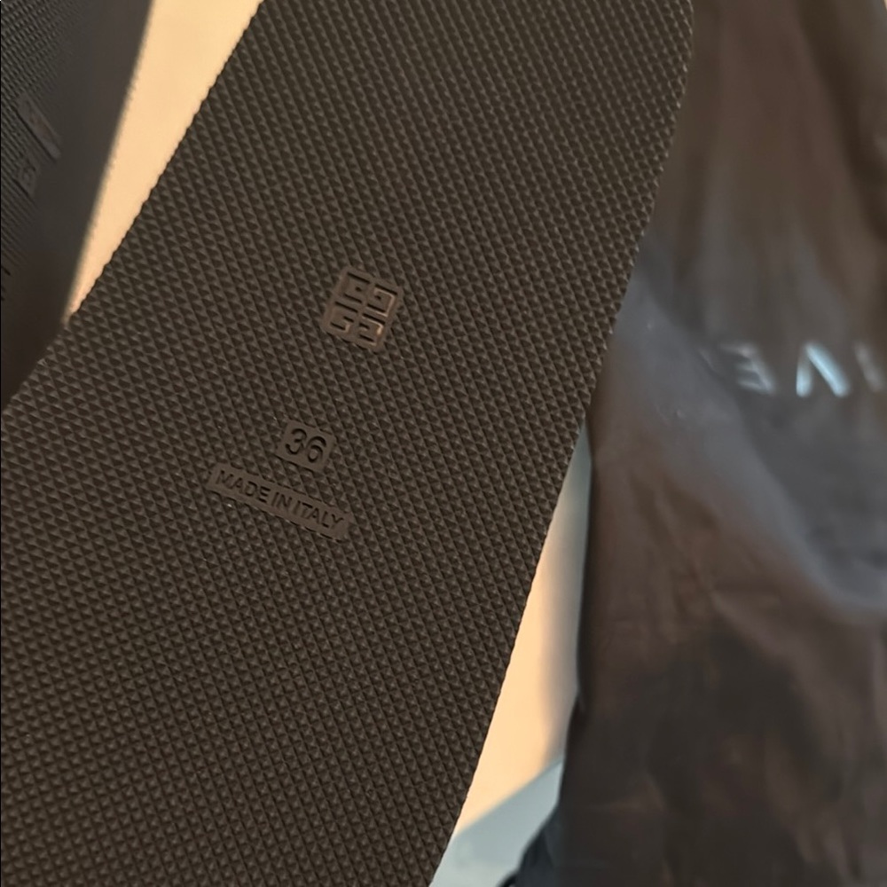 BNWT Givenchy Black Flat Goat Leather (100%) Sandals with Gold Buckles NEW 🥰 - Picture 5 of 6